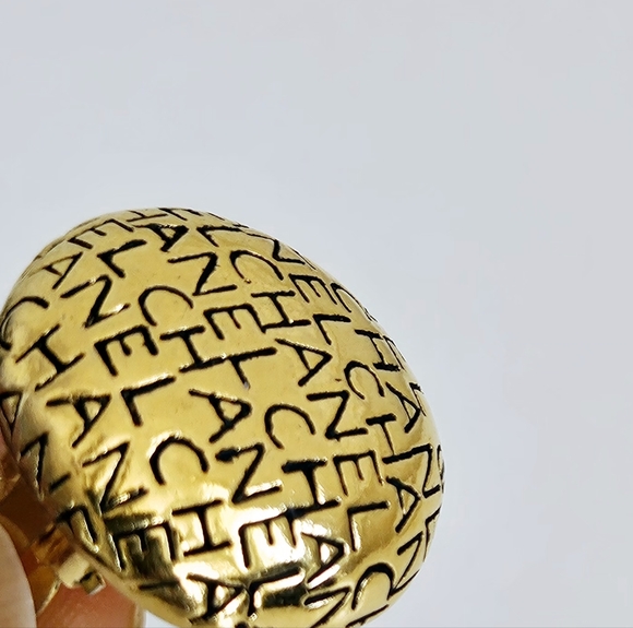 Chanel Gold-plated Lettered Vintage Earrings - Picture 3 of 7
